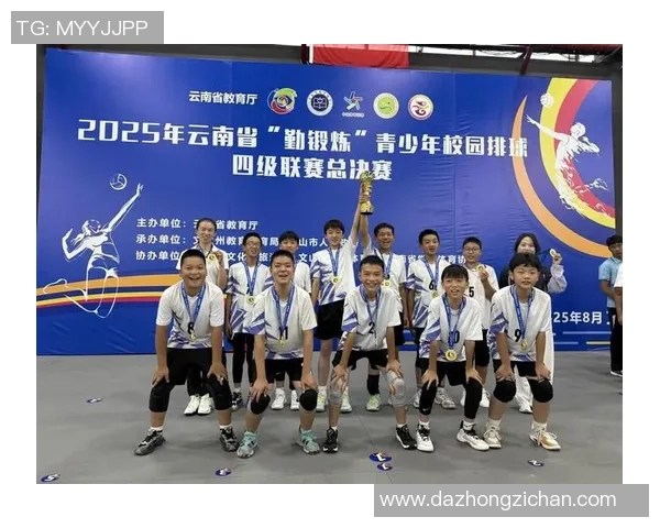 从绿茵场到传奇殿堂佐恩非凡球技与荣耀时刻全景解析 从绿茵场到传奇殿堂佐恩非凡球技与荣耀时刻全景解析