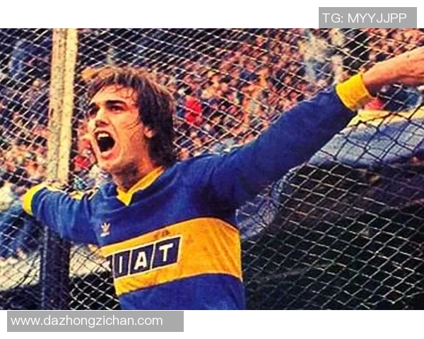 足球传奇巨星集结九宫格，盘点世界足坛风云人物的巅峰时刻与精彩瞬间