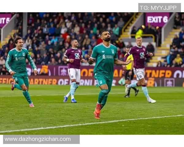 足球球星单场比赛最多过人次数纪录解析及历史精彩瞬间回顾