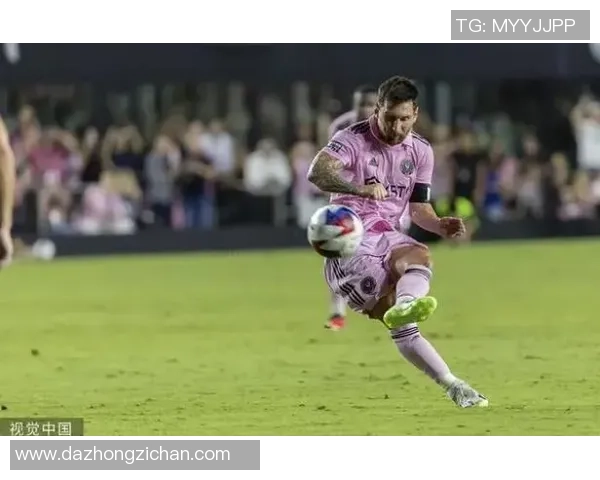 足球球星射门技巧大揭秘：技高一筹，如何成为射门之王